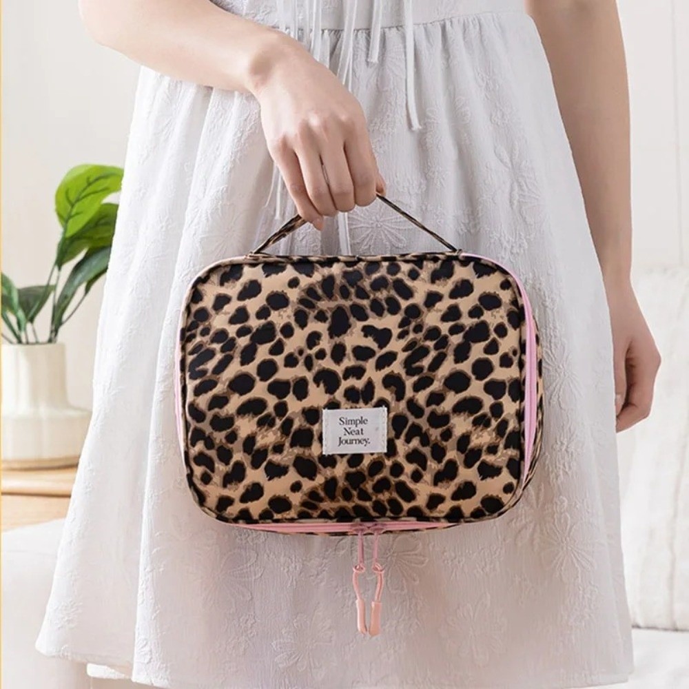 방수 기능이 있는 레오파드 무늬 화장품 가방, 휴대용, - Cosmetic Bags 리뷰 및 가격